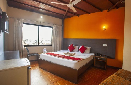 Gaushala Hotel | Hotel Narayana