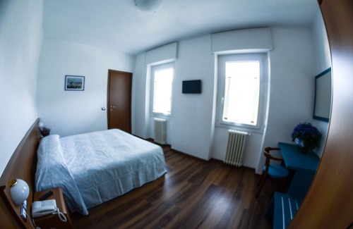 Zelbio Hotel | Hotel National