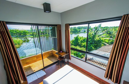 Racha Thewa Casa | Hotel Near BKK airport, Family friendly, Good View & Quite Place, Nice & Clean.