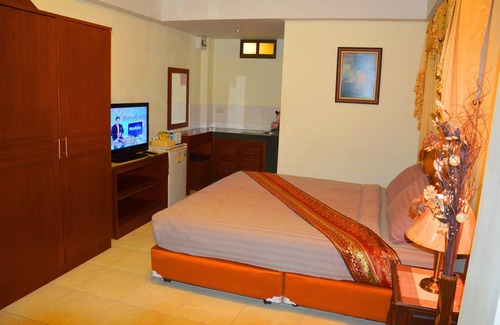 Thap Yao Hotel | Hotel cerca del aeropuerto de Suvarnabhumi, a 15 minutos en coche. Servicio 24 horas.