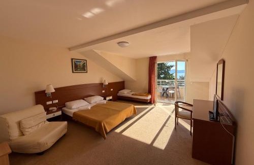 Gradac Hotel | Hotel Neptun Gradac