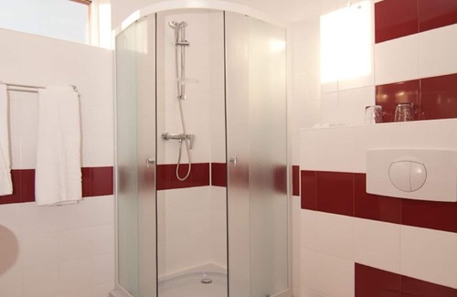 Oradea Hotel | Hotel Nevis Wellness & SPA
