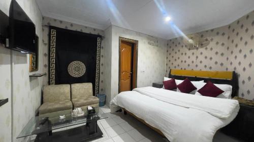 Multan Hotel | Hotel New Mid City Multan