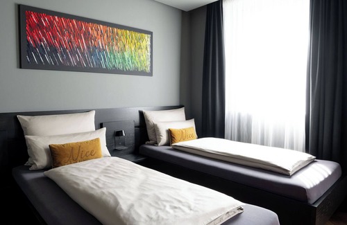 Laupheim Hotel | HOTEL NICE