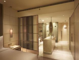 District 1 Hotel | Hotel Nikko Saigon