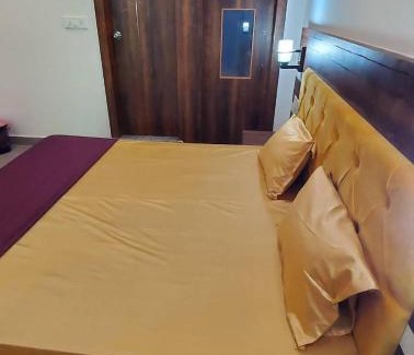 Khattalwada Hotel | Hotel Nikunj Barsana