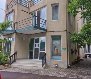 Tbilisi Hotel | hotel nini