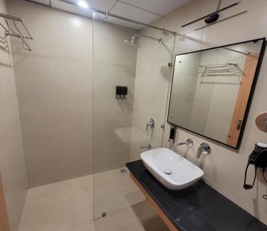 Gomti Nagar Hotel | Hotel Nirvana Nest