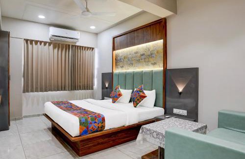 Ahmedabad Hotel | Hotel Nnex Inn