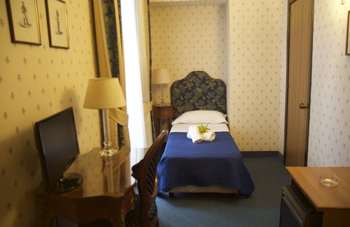 Naples City Centre Hotel | Hotel Nuovo Rebecchino