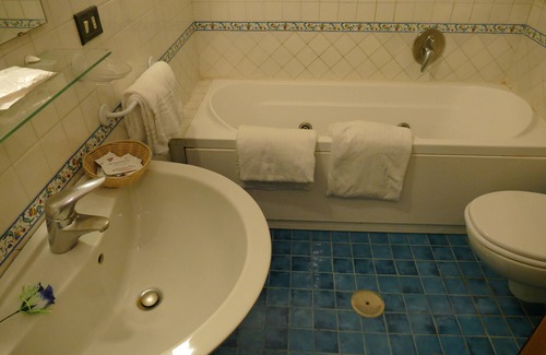 Naples City Centre Hotel | Hotel Nuovo Rebecchino