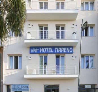 Lido di Camaiore Hotel | Hotel Nuovo Tirreno