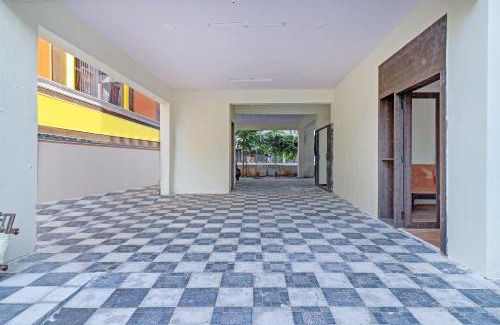 Dilsukhnagar Hotel | Hotel O Abhi's R Square