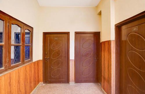 Khattalwada Hotel | Hotel O Dehradun City Centre