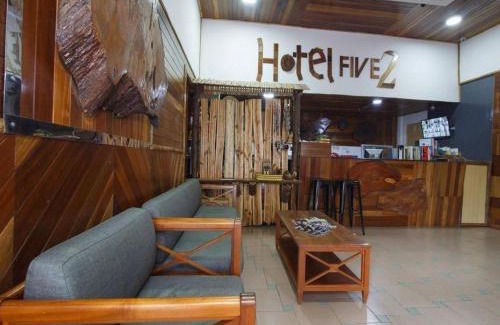 Kampung Air Hotel | Hotel O Five 2
