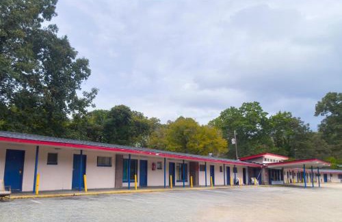 Dadeville Hotel | Hotel O Heart of Dixie Dadeville AL HWY 280