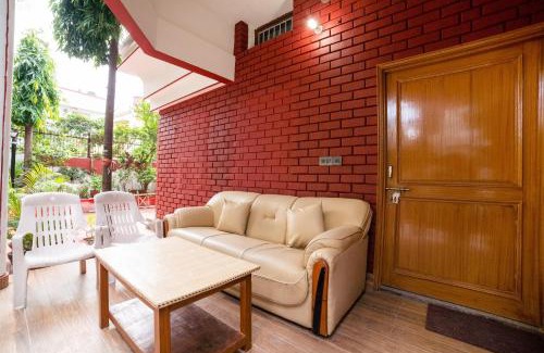 Bullawala Casa | Hotel O Home Gautam Homestay