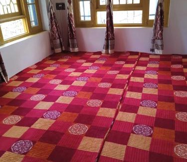 Srinagar Apartamento | Hotel O Home Shugufta Villa Homestay