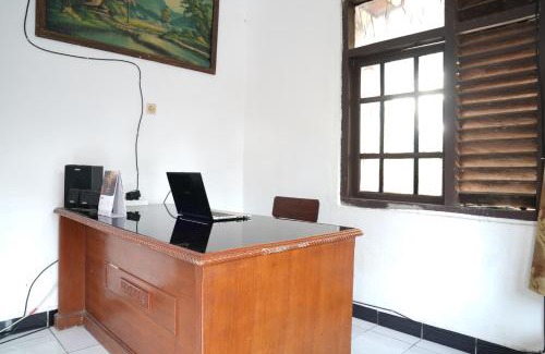Sukabumi Hotel | Hotel O Home Stay Syariah Habibie