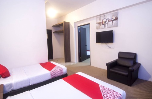 Kuching Hotel | OYO 979 Hua Kuok Inn