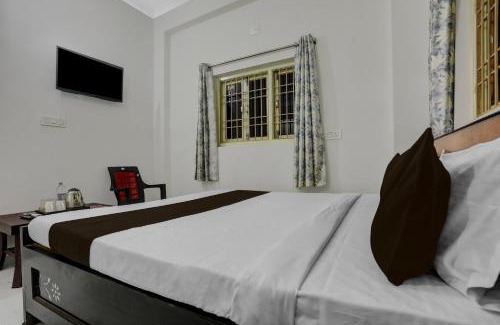 Patna Hotel | Hotel O K K Guest House