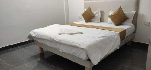 Faridabad Hotel | Hotel O Kalka