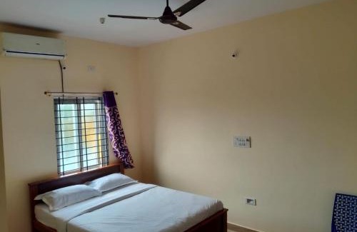 Nelamangala Hotel | Hotel O Kalpatharu Boarding and Lodging
