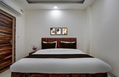 Ghaziabad Hotel | Hotel O MUKNOVA RESIDENCY