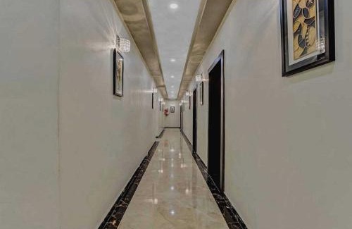 Sector 3 Hotel | Hotel O Raas Near Near Paschim Vihar