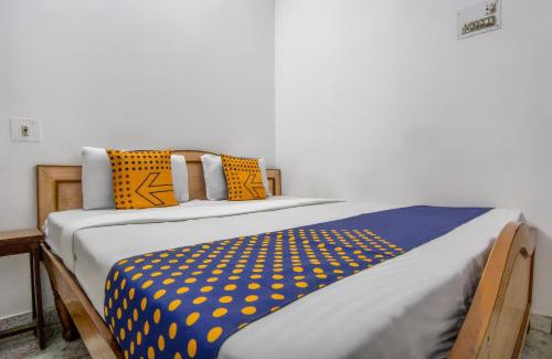 Mayapur Hotel | Hotel O Radhika