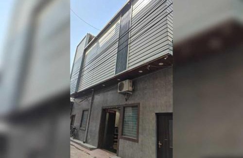 Ballabgarh Hotel | Hotel O Rana Guest House