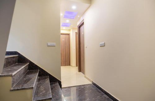 Mahipalpur Extension Hotel | Hotel O Red Stone