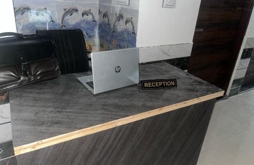 Chaksu Hotel | Hotel O Royal Palace Hotel