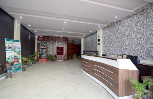 Raja Park Hotel | Hotel O Sky Inn