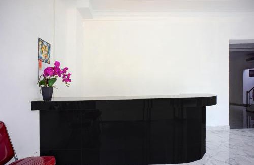 Medan Hotel | Hotel O Sm Raja Guest House