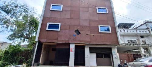 Malihabad Hotel | Hotel O STAR GALAXY