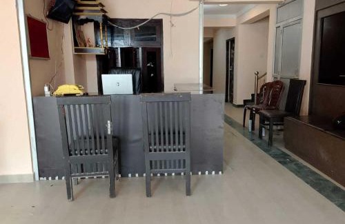 Malihabad Hotel | Hotel O STAR GALAXY