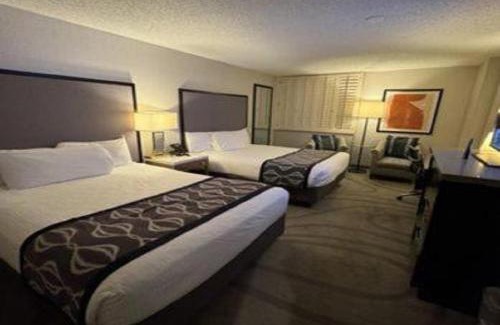 South West Hotel | Hotel Oasis Unit OF Gross Inn Near IGI Airport