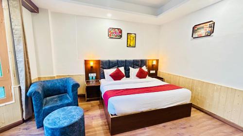 New Manali Hotel | Hotel Ocean & Meadows Open Terrace ! Mall Road Hotel !