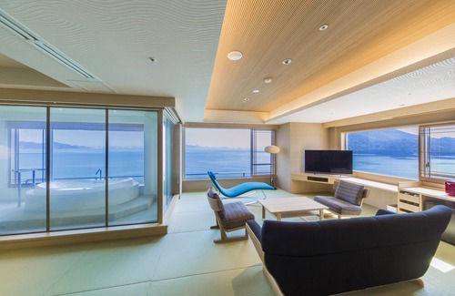 Tomonoura Onsen Casa | Hotel Ofutei