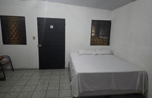 El Porvenir Casa | Hotel Ohana