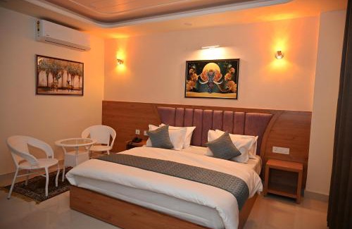 Malviya Nagar Hotel | Hotel Om Elite Stay