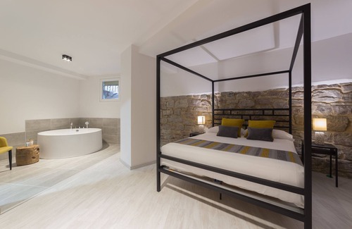La Marina Hotel | Hotel Onyarbi