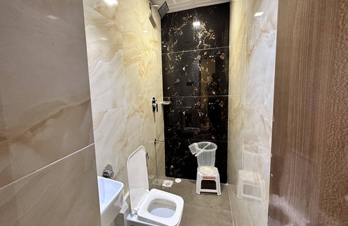 Sakinaka Hotel | Hotel Orchid Inn - Andheri