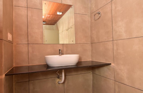 Ernakulam South Hotel | Hotel Orchid Suites Cochin