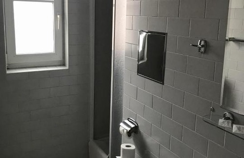 Podoli Hotel | Hotel Otar