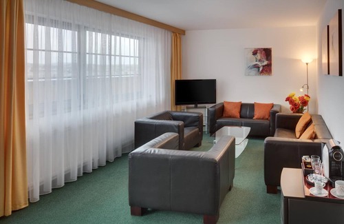 Podoli Hotel | Hotel OYA