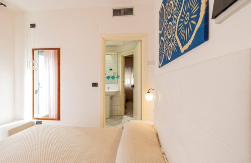 Laura Hotel | Hotel Paistos