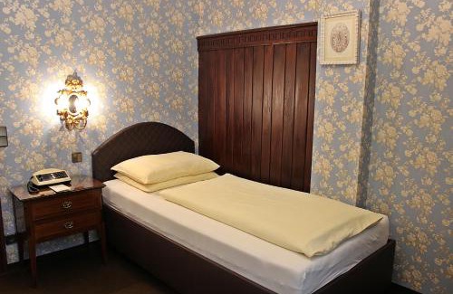 Klagenfurt am Woerthersee Hotel | Hotel Palais Porcia