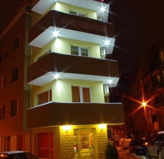 Hristo Botev Hotel | Hotel Palitra
